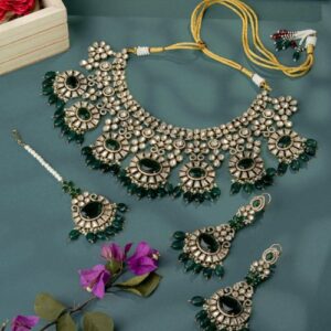 Royal Emerald Aura Kundan Bridal Set - 20% OFF