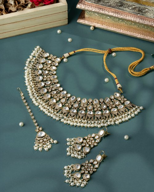 Pearlence Kundan Choker Set - 20% OFF