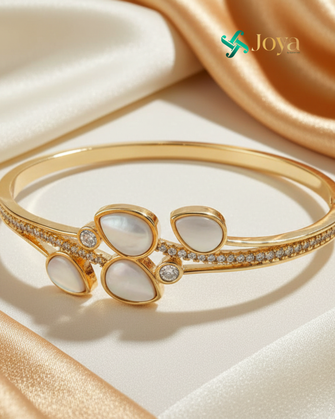 Pearl Bloom Anti-Tarnish Gold Bracelet - Image 2